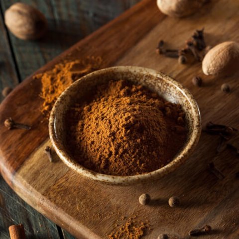 bowl of pumpkin pie spice mix