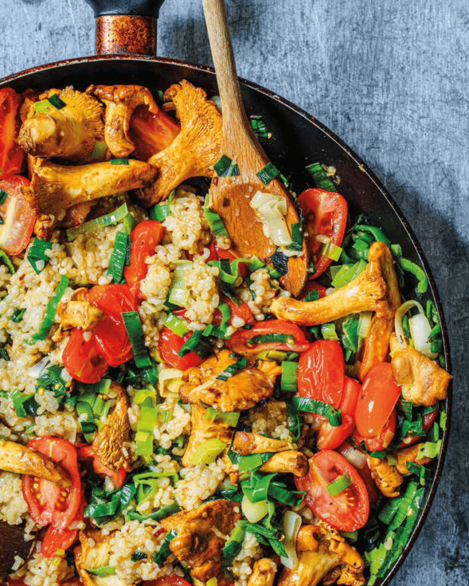 overhead image of stirfry