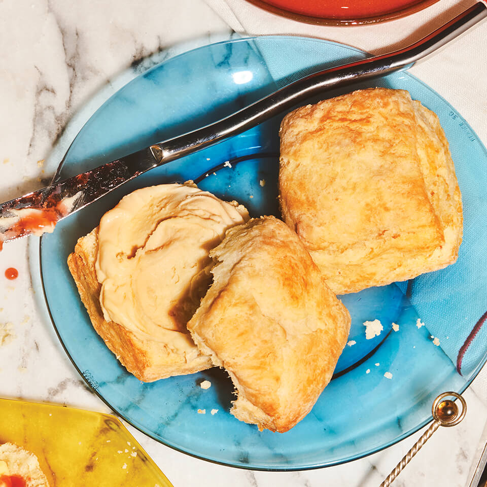 A blue dish with biscuits