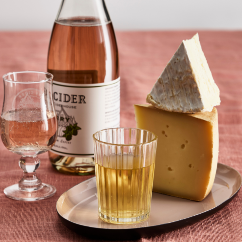 Canadian ciders are paired with different Canadian Cheeses