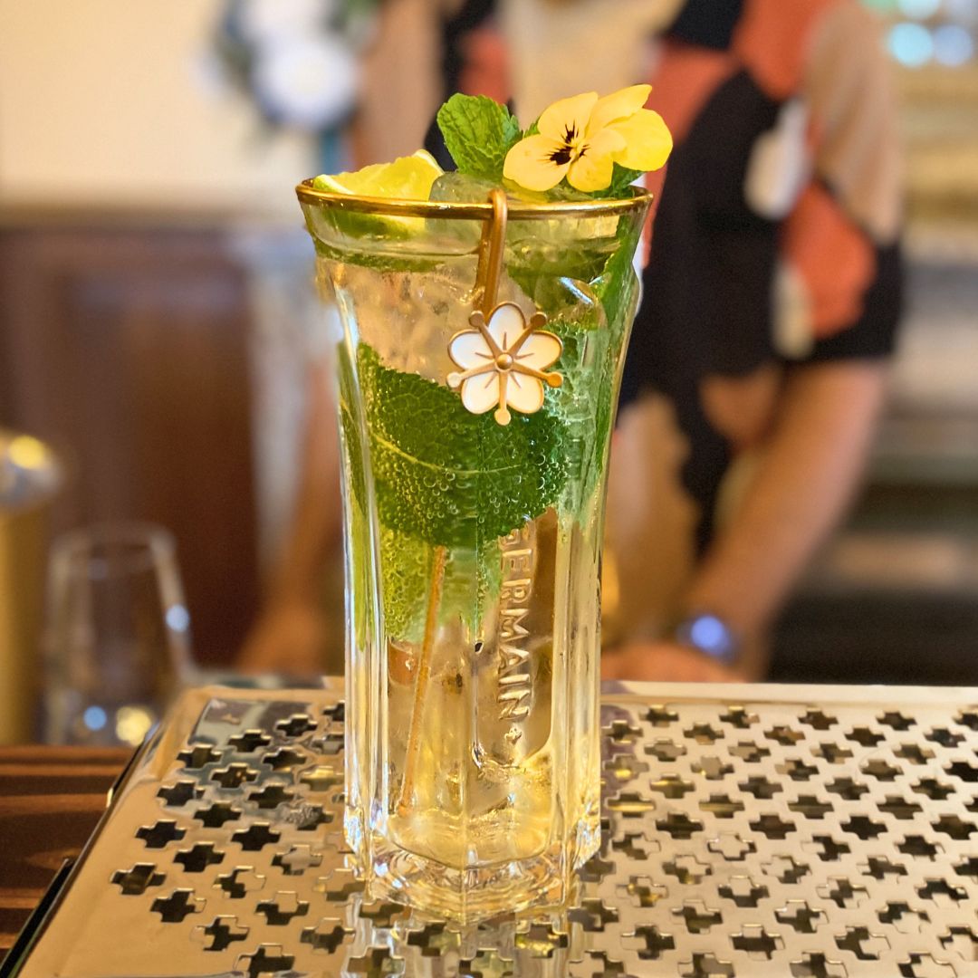 photo of hugo spritz cocktail